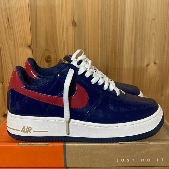 2004 Nike Air Force patent USA vs Europe World Cup